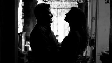 Swingersi – kim są i na czym polega swinging?