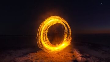 Uderzenia gorąca nie tylko w menopauzie – 12 możliwych przyczyn