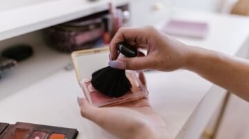 Kosmetologia holistyczna – dlaczego w pielęgnacji liczy się także wnętrze