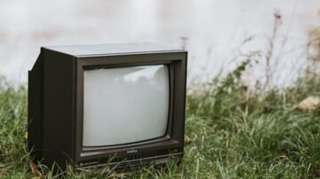 Krystian Domagała – kim jest ten młody aktor? Wiek, rodzice i życiorys